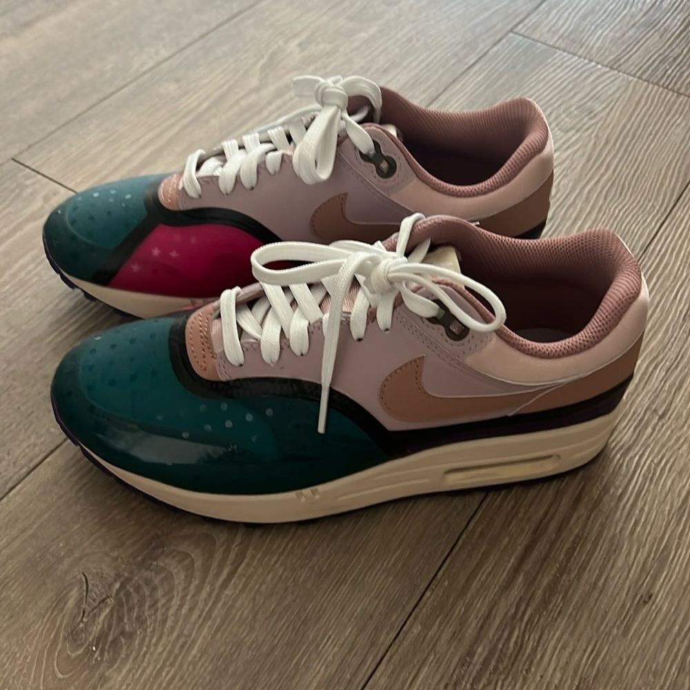 Nike air max